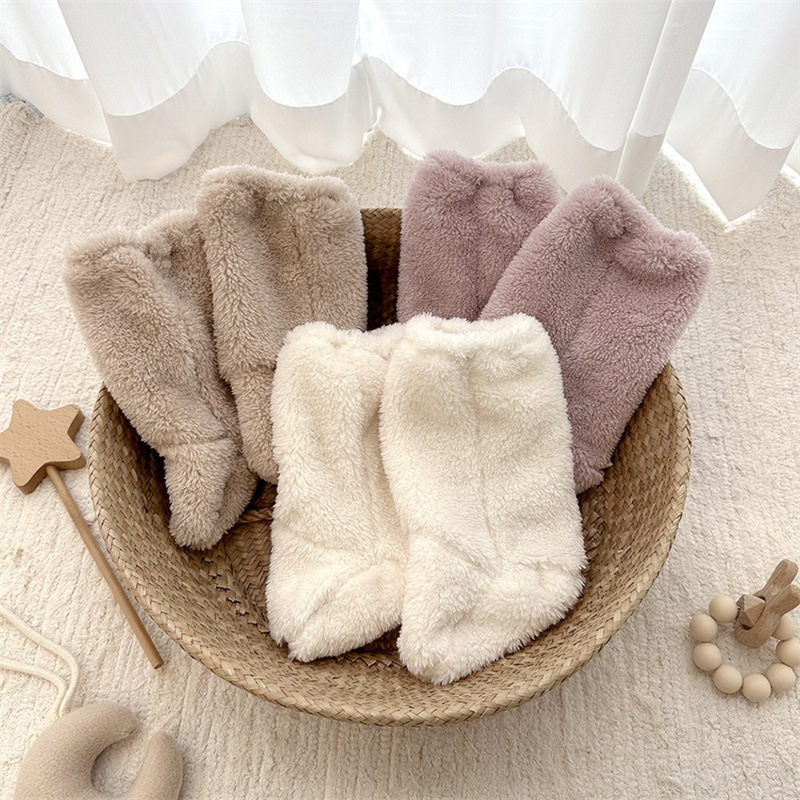 Warme winterbabysokjes Coral F - Winter Clothing For Baby Girl recensie en prijs